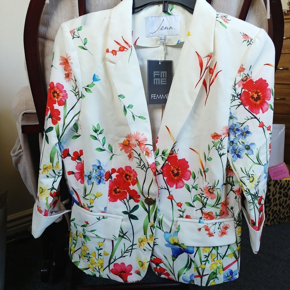 New women's blazer size Large